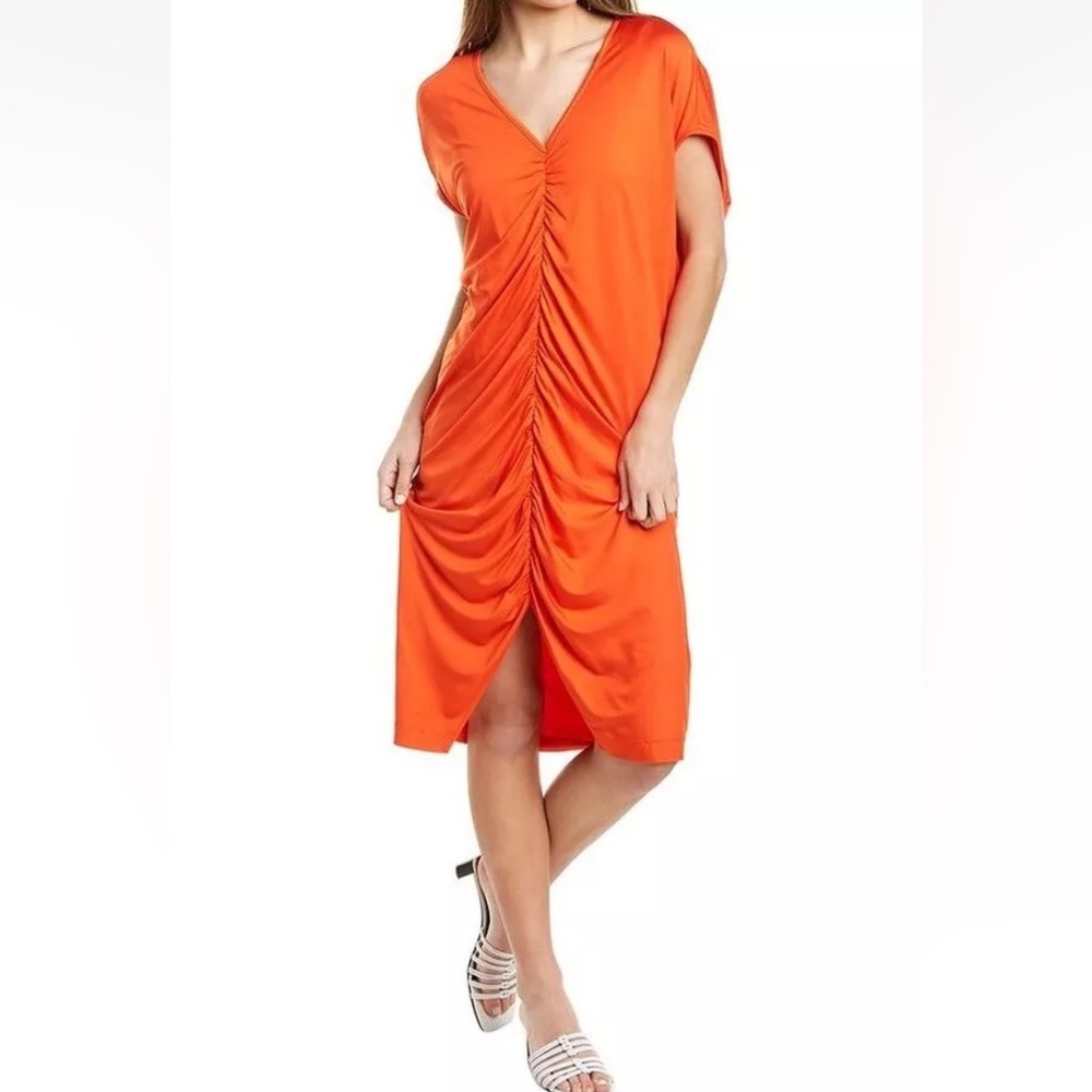 Gorgeous scrunched Trina Turk dress